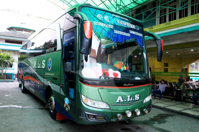 Bus ALS Pekanbaru