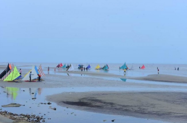 Pantai Selat Baru - Wisata Riau